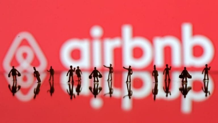 Sfârşitul Airbnb? Cele mai mari 10 oraşe din Europa fac front comun împotriva serviciului