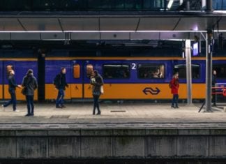 Google Maps a lansat două actualizări pentru transportul în comun