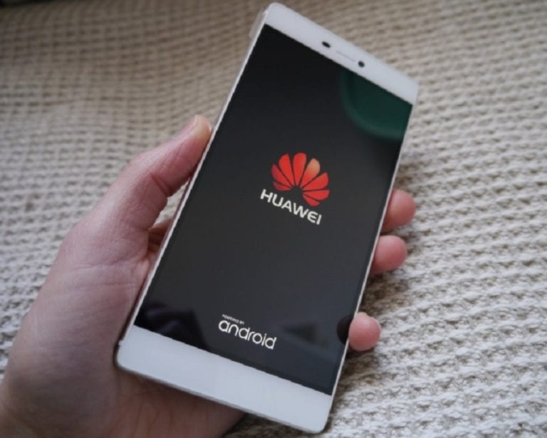 Huawei se pregăteşte pentru o scădere de 40% – 60% a livrărilor internaţionale de smartphone-uri