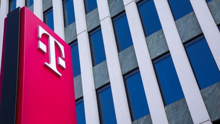 UPDATE: Telekom România concediază 700 de angajaţi. Sindicaliştii cer oprirea disponibilizărilor şi demisia conducerii companiei