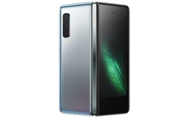 Telefonul pliabil se intoarce: Huawei şi Samsung anunţă noi date de lansare