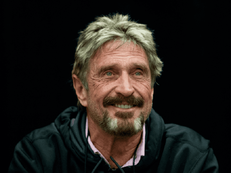 John McAfee spune că poate ajuta Cuba să evite embargoul SUA prin crearea unei criptomonede