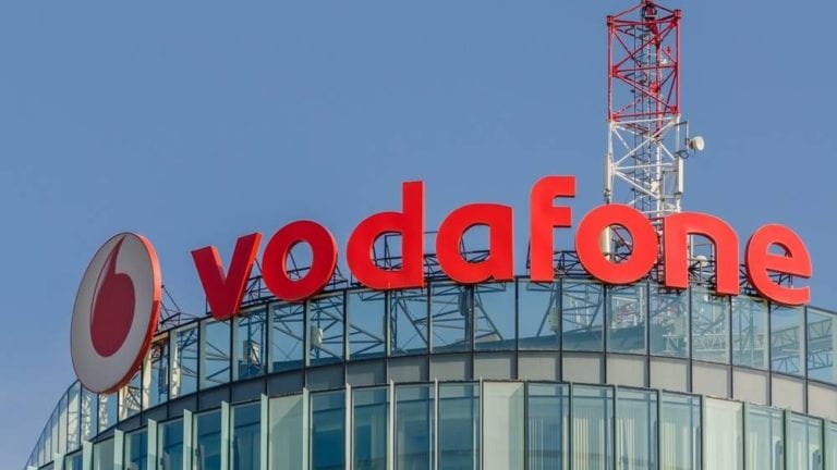 Vodafone separă turnurile de telcomunicații într-o nouă companie și ia în calcul listarea acesteia
