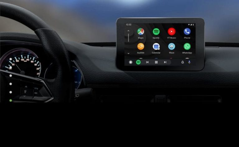 Google pentru șoferi: Noua versiune Android Auto se concentrează pe comenzi vocale