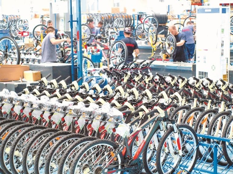 O investiţie de 3 mil. euro a unei firme controlate de şeful eMAG, în pană. Pegas a ratat sezonul de vară 2019 cu platforma de închiriat biciclete prin mobil Ape Rider