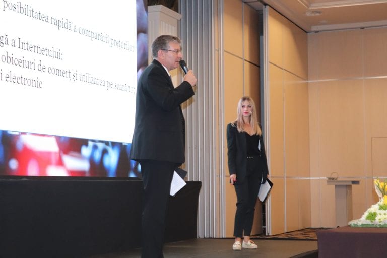 Vitacom Electronics face analiza mediului de business pentru tinerii antreprenori români