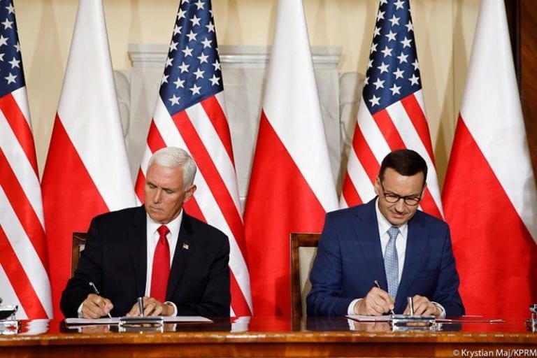 România și Polonia, primele țări care au semnat un Memorandum cu SUA în privința securității rețelelor 5G, își întăresc cooperarea digitală