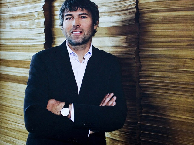 Pro TV s-a vândut unui miliardar ceh: Grupul american AT&T a vândut compania CME, din care face parte cel mai mare post de televiziune din România, fondului de investiţii ceh PPF, într-o tranzacţie de 2,1 miliarde dolari