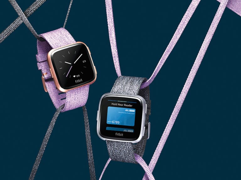 Zvonuri pe piaţa americană: Compania Fitbit, care are un centru de dezvoltare în România, s-ar putea să fie achiziţionată de Google. Acţiuniile cresc la bursă cu 37%