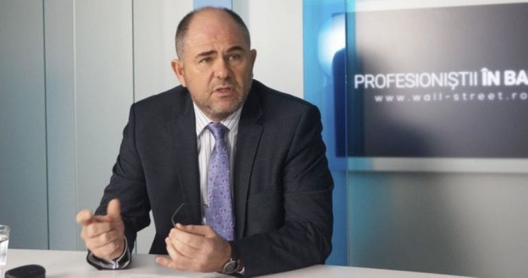 Un sef de banca raspunde: De ce Revolut si alte fintech-uri isi permit sa aiba servicii mai ieftine decat bancile?