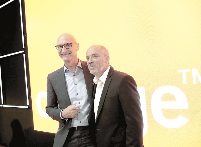 Oare se vor înţelege? Deutsche Telekom vrea să fuzioneze cu Orange cu totul, nu doar în România, pentru a crea un campion european cu o valoare de peste 110 mld. Euro