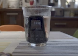 Noul Nokia 800 Tough este disponibil în România