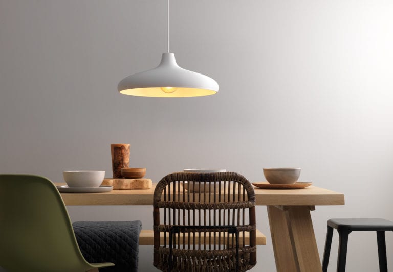 Premieră globală Signify: personalizarea corpurilor de iluminat online, imprimate 3D și livrate acasă