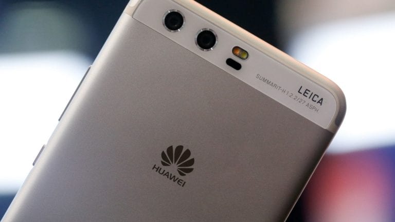 Huawei va face un update major la telefoanele din Europa