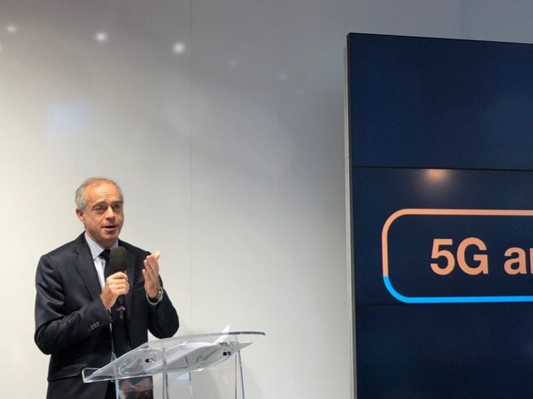 Orange România a lansat servicii 5G, în premieră la nivelul grupului francez, care vor fi disponibile în București, Cluj și Iași, dar pe anumite telefoane