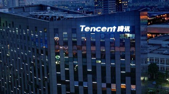 Şi giganţii chinezi arată semne de oboseală: Profitul Tencent a scăzut cu 13% în ultimele trei luni