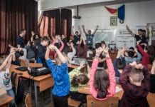 2 organizații școlare din România finaliste în Competiția Internațională Meet and Code 2019