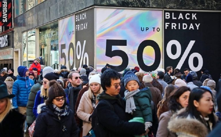 Frenezia de Black Friday lipseşte în acest an în Statele Unite