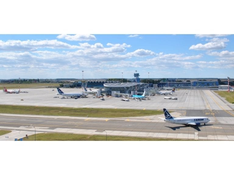 Motorola Solutions câştigă un contract pe 5 ani la Compania Națională Aeroporturi București