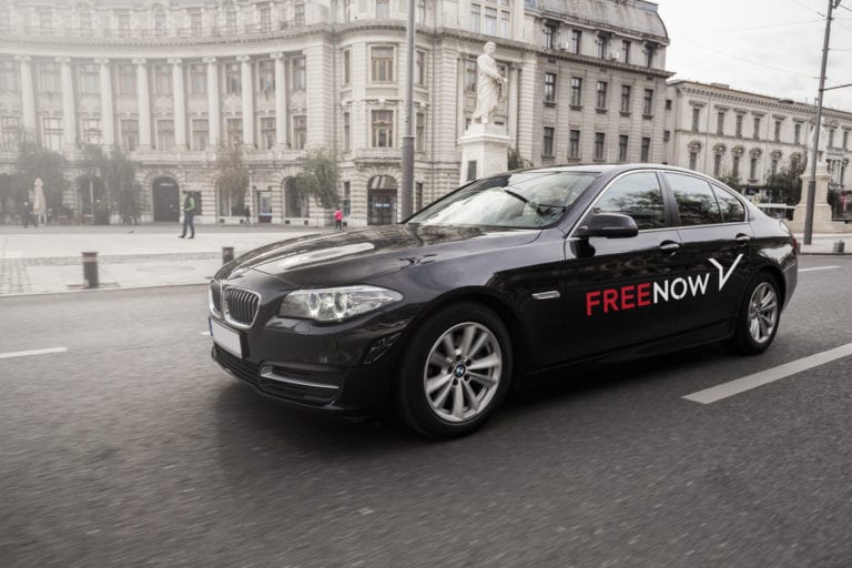 Free now este prima aplicaţie care anunţă că a primit aviz tehnic devinitiv de la Guvern ca operator al platformei de ridesharing