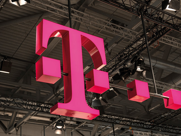 Cu a treia majorare a tarifelor în mai puţin de un an, Telekom se luptă să-şi ţină indicatorii financiari sub control înainte de vânzare