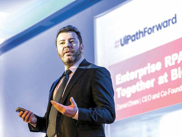 UiPath, cel mai valoros start-up de IT fondat în România, a încheiat 2019 cu 360 mil. dolari venit recurent. În iulie 2018, compania anunţa venituri de peste 100 mil. dolari