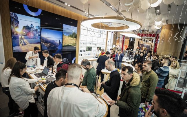 Huawei a lansat oficial Mate 30 Pro în România