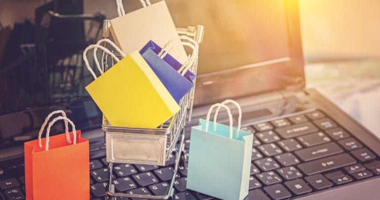 Platforma de comert electronic ShopMania BIZ devine MerchantPro