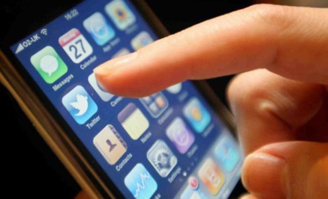Lovitură devastatoare pentru cei care au telefoane mobile! Este alertă mondială: Se fură banii din cont
