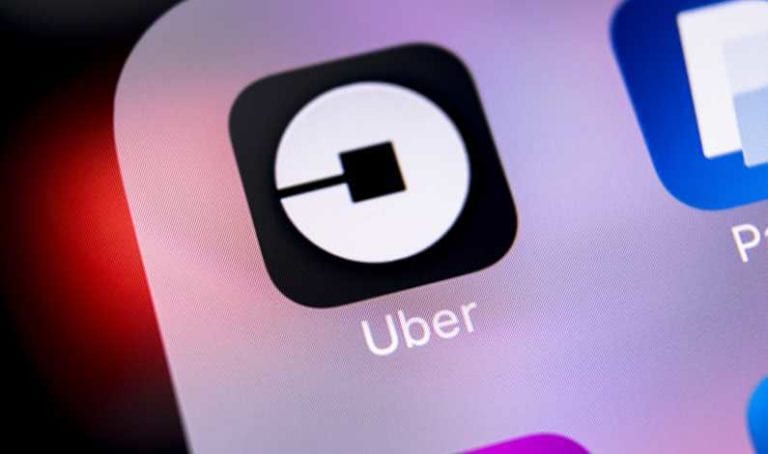 Uber a primit autorizație pentru testarea de mașini care se conduc singure în California