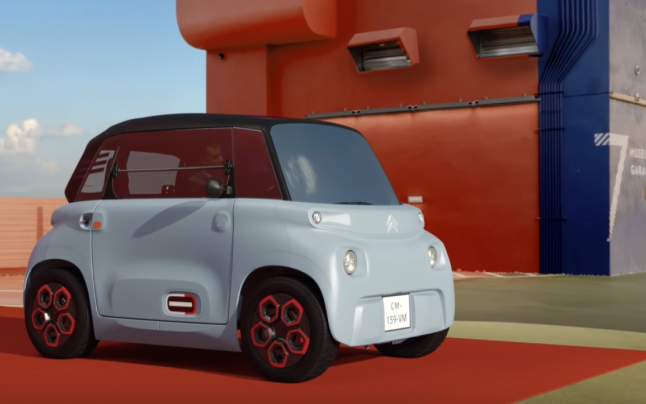 Citroën lansează o maşină electrică de două locuri, pe care o poţi conduce fără permis