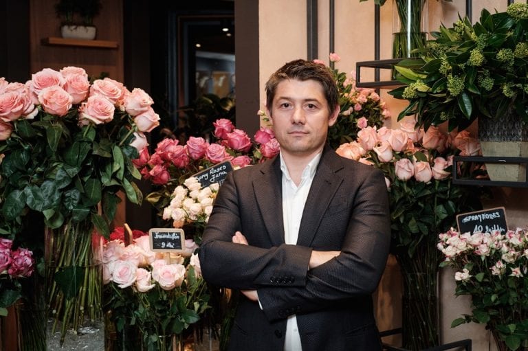 Vânzările de pe mobile au depășit pentru prima dată 50% din comenzile de buchete de flori pe Floria.ro