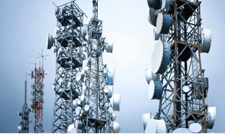 Licenţele pentru banda de 2100 MHz pot fi prelungite până la 31 decembrie 2031