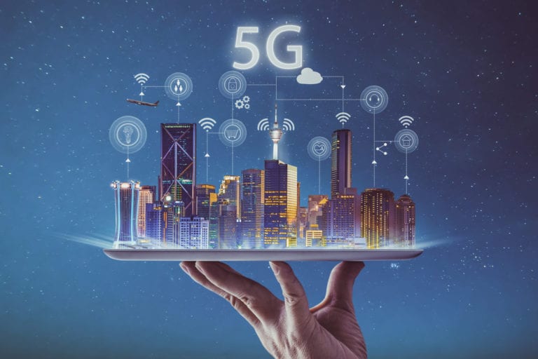 De ce anumiti oameni au impresia ca retelele 5G transmit coronavirus?