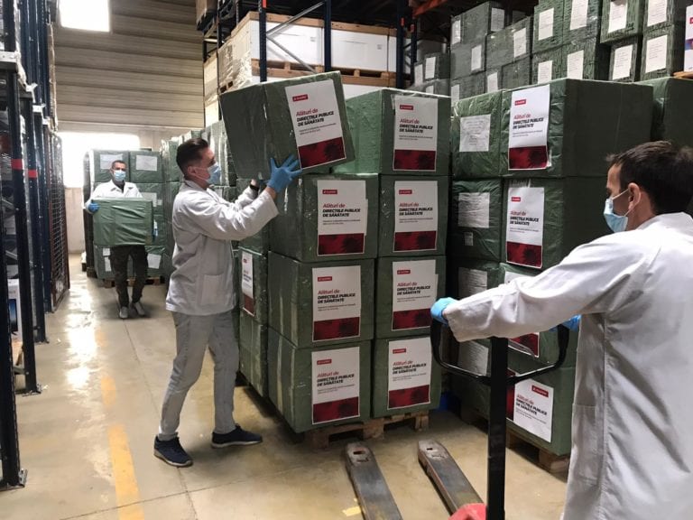 Donaţie Allview: 150.000 de măști către Direcțiile de Sănătate Publică din țară