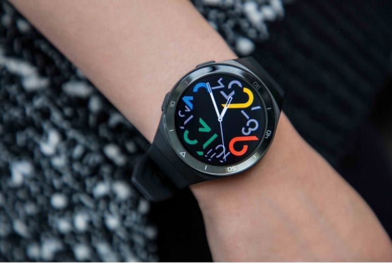 Huawei Watch GT 2e vine cu 100 de moduri sport, la 799 lei