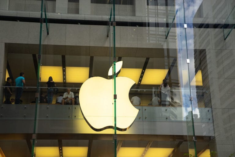 Apple asculta in continuare inregistrari pe care le realizeaza fara voia utilizatorilor Apple asculta in continuare inregistrari pe care le realizeaza fara voia utilizatorilor