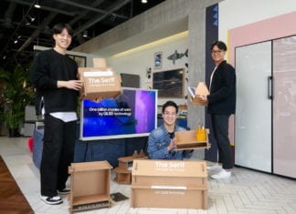 V-aţi luat un TV nou de la Samsung? Nu aruncaţi cutia pentru că poate fi o piesă de mobilier