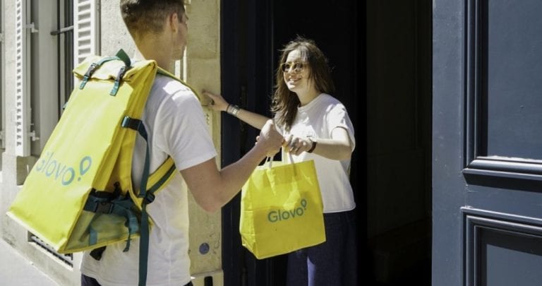 evoMAG face echipă cu Glovo și promite să îți livreze produsele în mai puțin de o oră evoMAG face echipă cu Glovo și promite să îți livreze produsele în mai puțin de o oră