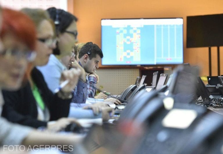Licitație restrânsă de aproximativ 100 milioane de euro: STS vrea să-și extindă și să-și modernizeze rețelele de cupru și fibră optică în toată țara