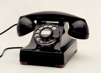 ANCOM: Propunem scăderea cu 30% a tarifelor pentru apelurile fixe. Un român a vorbit în medie doar 8 minute/lună la telefonul fix, în 2019