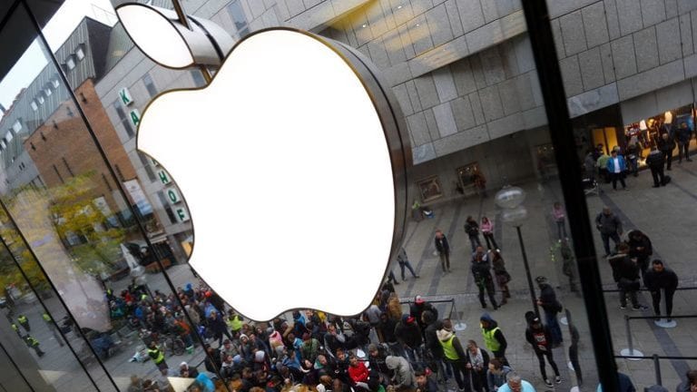Comisia Europeană investighează Apple în legătură cu Apple Pay, App Store Comisia Europeană investighează Apple în legătură cu Apple Pay, App Store