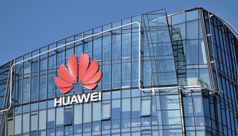 HUAWEI urcă 42 poziţii şi ocupă locul 6 în topul BCG 2020
