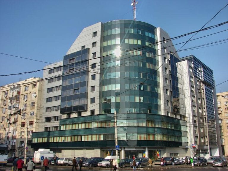 Tranzacție imobiliară de peste 138 milioane de lei: Arbitrul telecom vrea să-și cumpere prin procedură internă, nu prin licitație, un nou sediu central