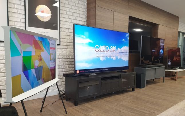 Samsung a prezentat oficial în România noile televizoare din gama QLED 4K / 8K şi pe cele din seria Lifestyle