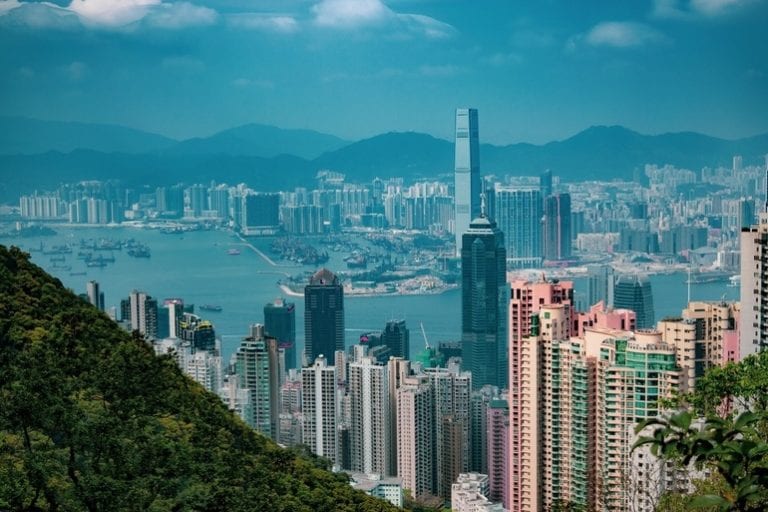 Uniunea Europeană va limita exporturile de tehnologie în Hong Kong, ca primă reacție la nouă lege pentru securitate națională impusă de China