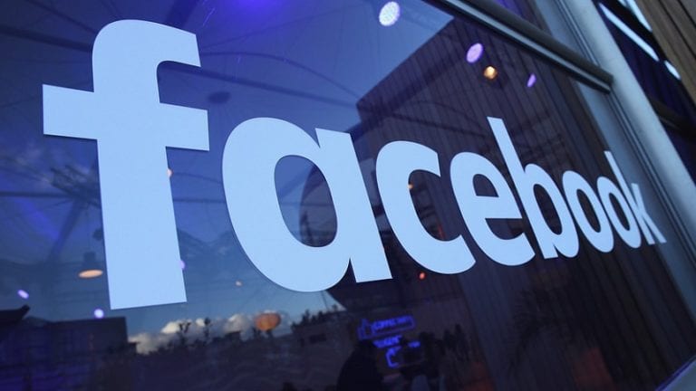 Facebook analizează dacă să interzică publicitatea politică înaintea alegerilor prezidenţiale americane din 3 noiembrie