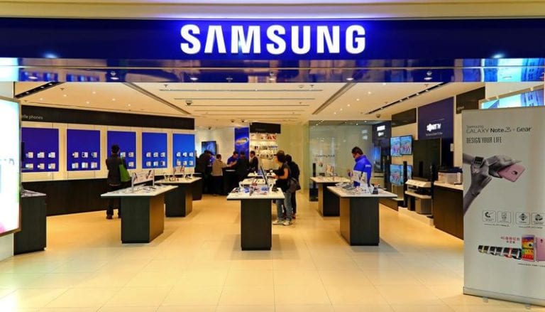 Cum vede Samsung România evoluția pieței smartphone-urilor și la cât timp își schimbă românii telefonul