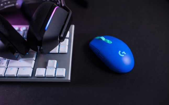 Logitech G lansează noua gamă de periferice de gaming, Color Collection