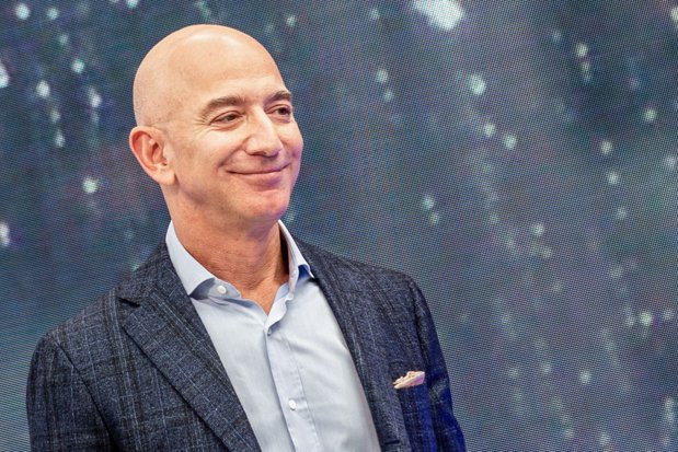 Marii giganţi tehnologici ai lumii sfidează seismul economic global: Amazon, Facebook şi Apple au continuat să-şi îngroaşe conturile în ciuda crizei Marii giganţi tehnologici ai lumii sfidează seismul economic global: Amazon, Facebook şi Apple au continuat să-şi îngroaşe conturile în ciuda crizei
